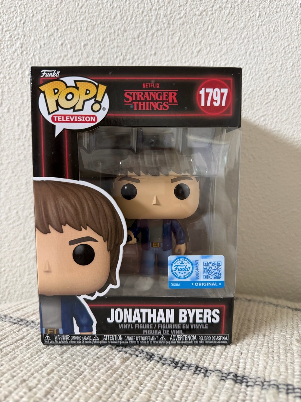 NIB Funko Pop Stranger Things Jonathan Byers